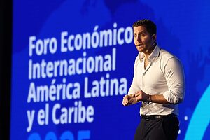 “Mayer Mizrachi propone un nuevo liderazgo en innovación y desarrollo para América Latina”