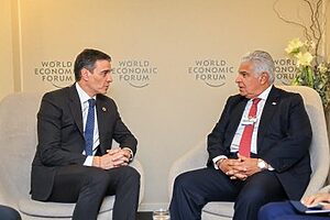 “Presidente Mulino recibe respaldo de España en Davos”